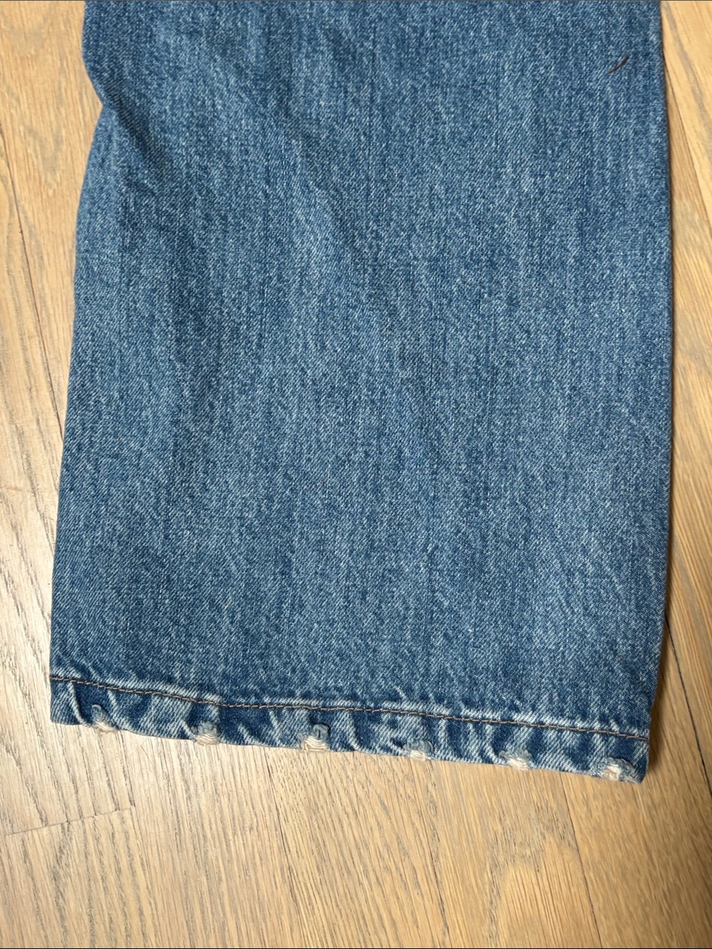 BDG Size 24 Women's Straight Leg Jeans in Medium Blue Wash - Picture 10 of 10